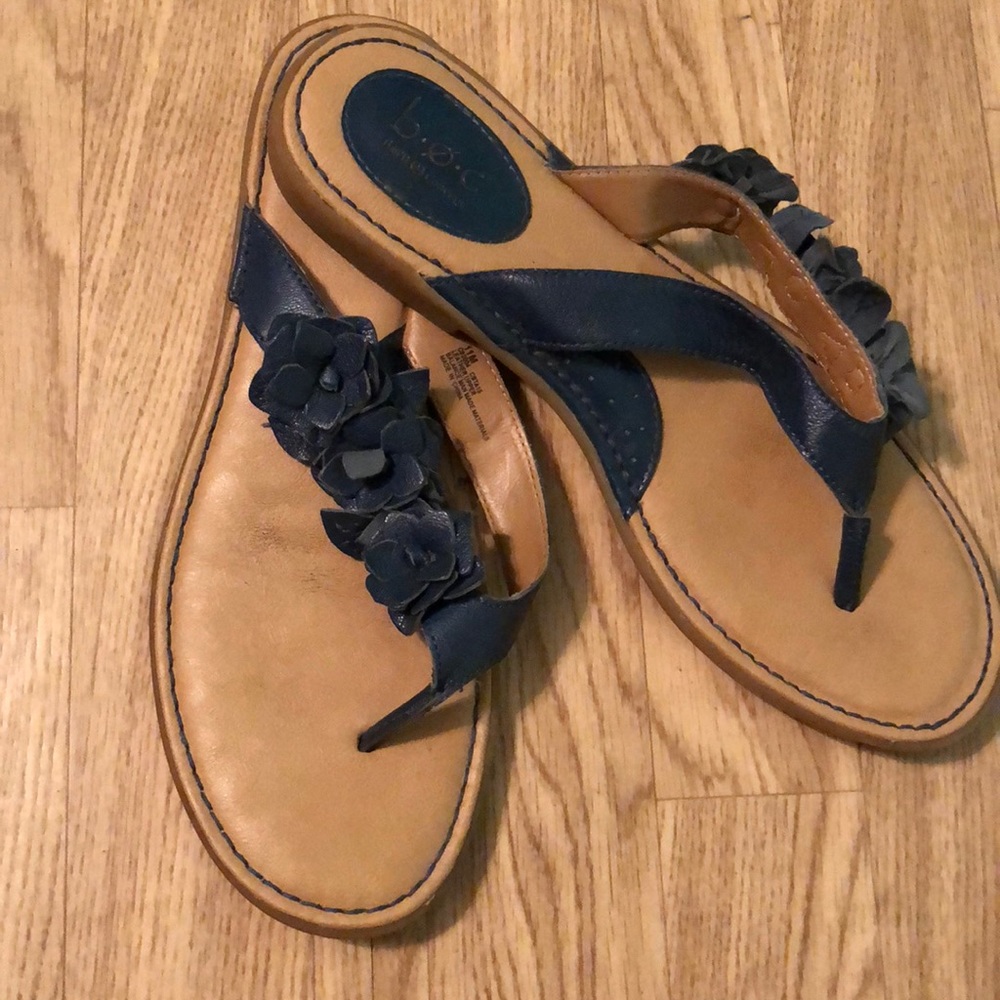 Navy floral flip flops